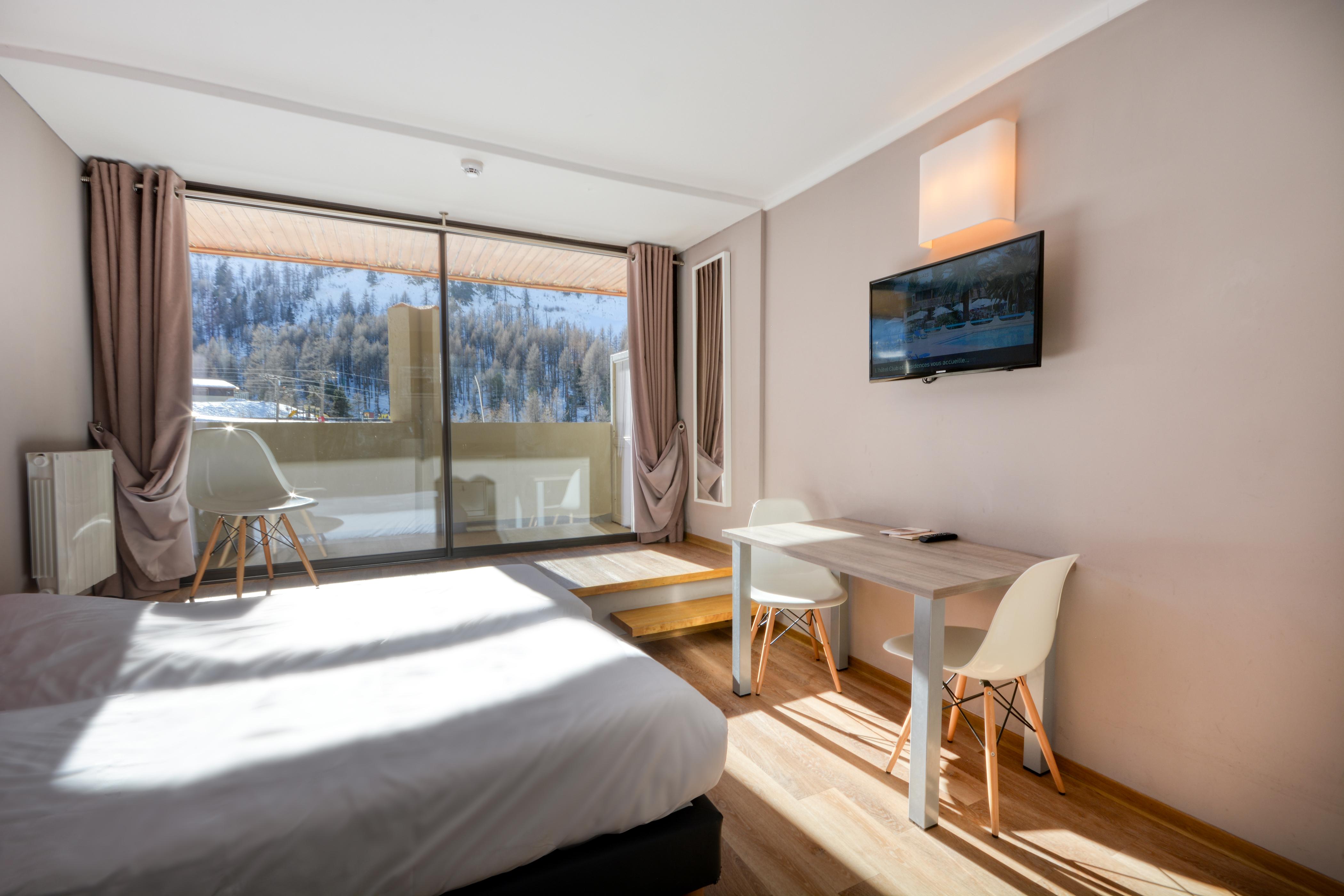 Sowell Residences New Chastillon Изола Экстерьер фото