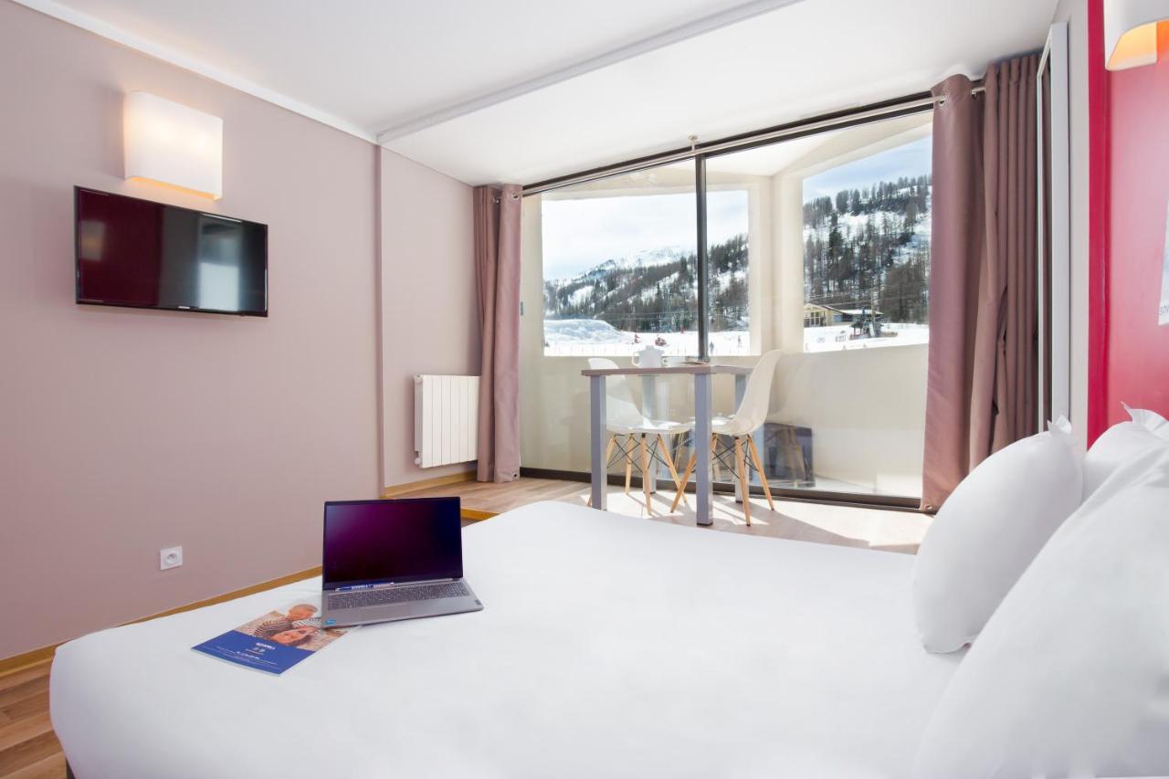 Sowell Residences New Chastillon Изола Экстерьер фото